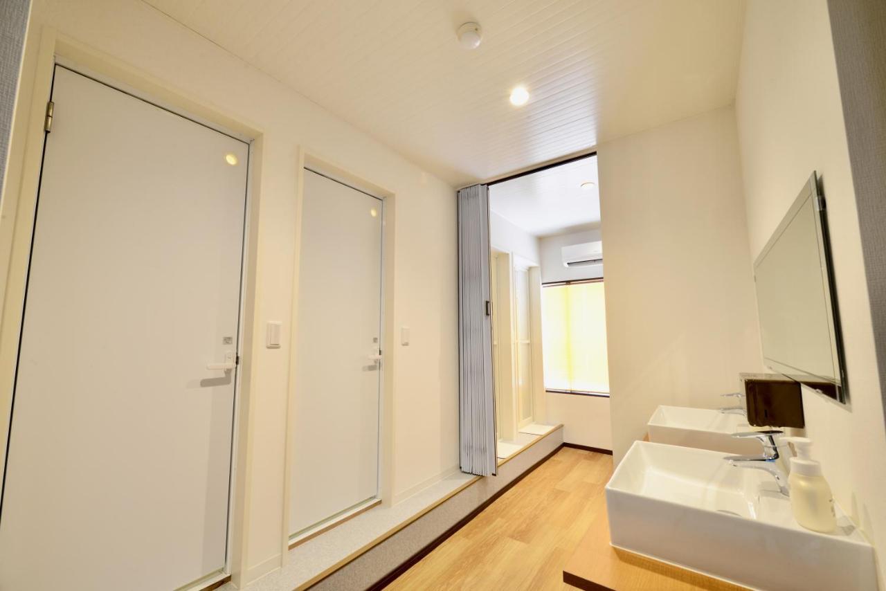 Adan Hotel Наго Екстериор снимка
